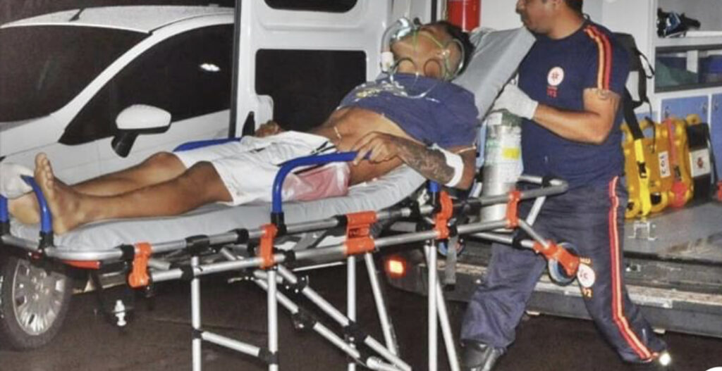 Assaltante é baleado pela PM no Calafate e adolescentes apreendidos com carro roubado