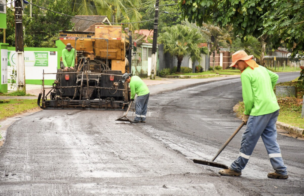 Gestão de Cruzeiro do Sul investe em nova tecnologia para pavimentação de ruas