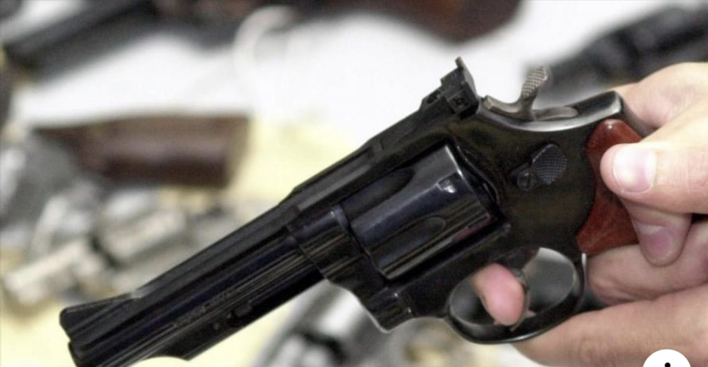 Menina de 10 anos se mata com arma do pai em São Caetano (SP)