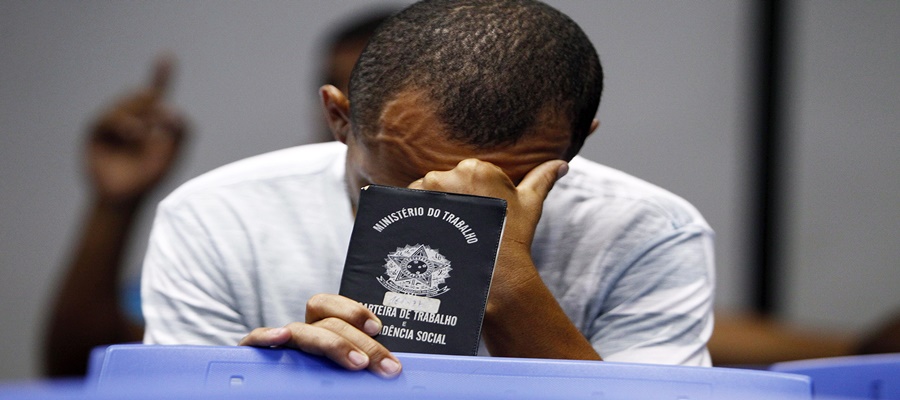 Em 2018, Acre foi o 2º estado que mais demitiu no Brasil