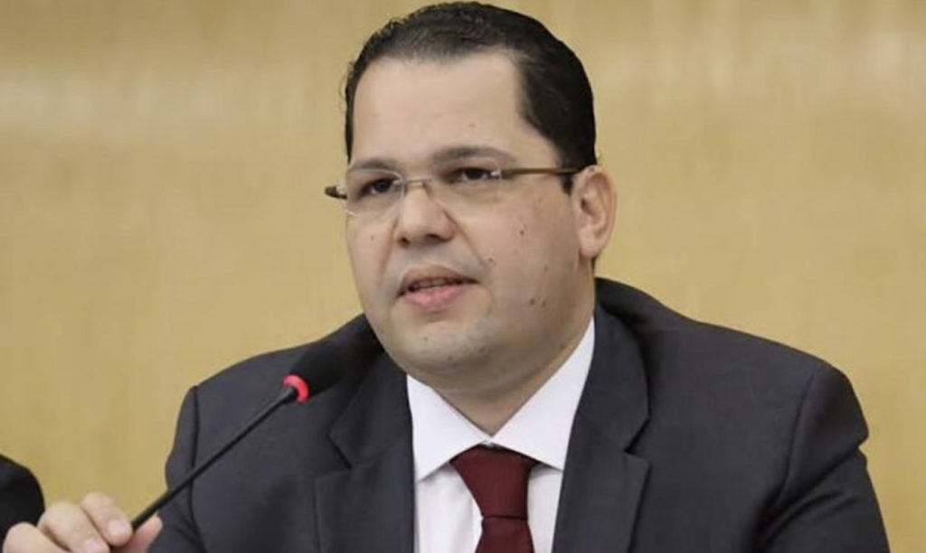 Presidente da OAB/AC suspende inscrição de Elivaldo por 90 dias