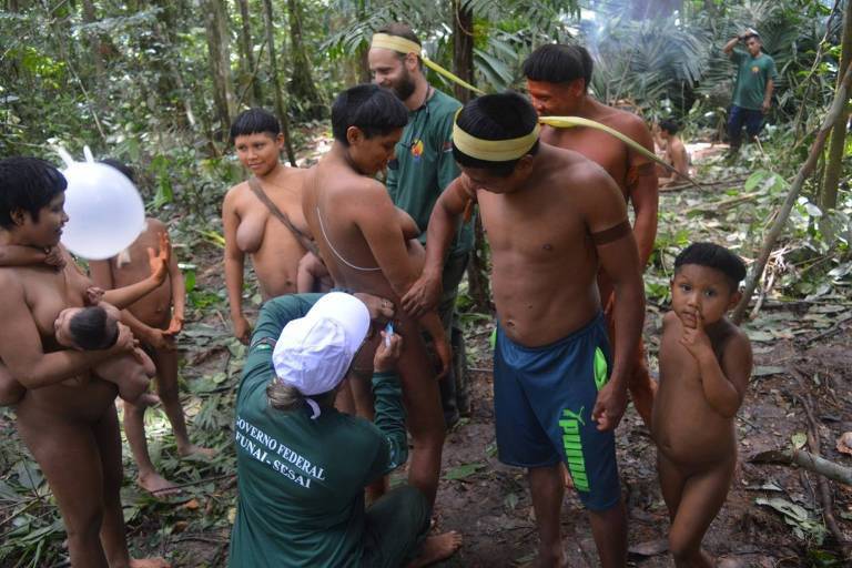 Funai localiza 34 índios isolados e reduz tensão na Amazônia
