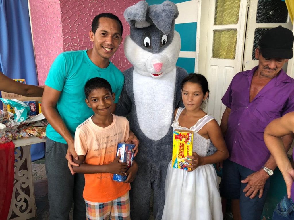 Vereador Leandro Cândido promove ação social no Domingo de Páscoa