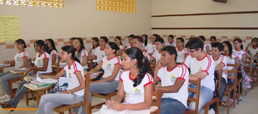 Educação reúne parceiros para discutir sobre ensino médio