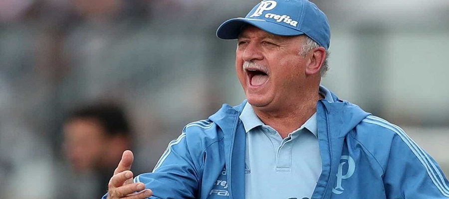 ELIMINADO: Felipão cogitou tirar atletas de campo após gol anulado pelo VAR