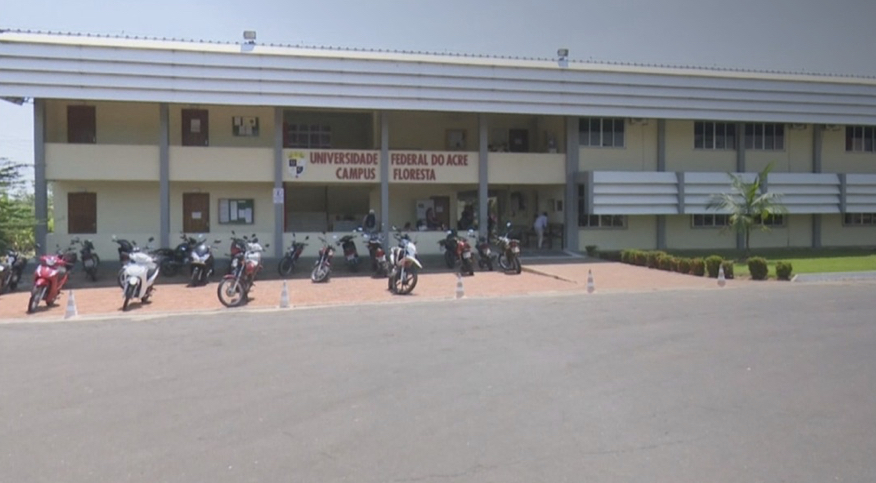 Aluno entra na Justiça contra professora da UFAC, perde ação e acaba tendo que pagar R$ 3 mil