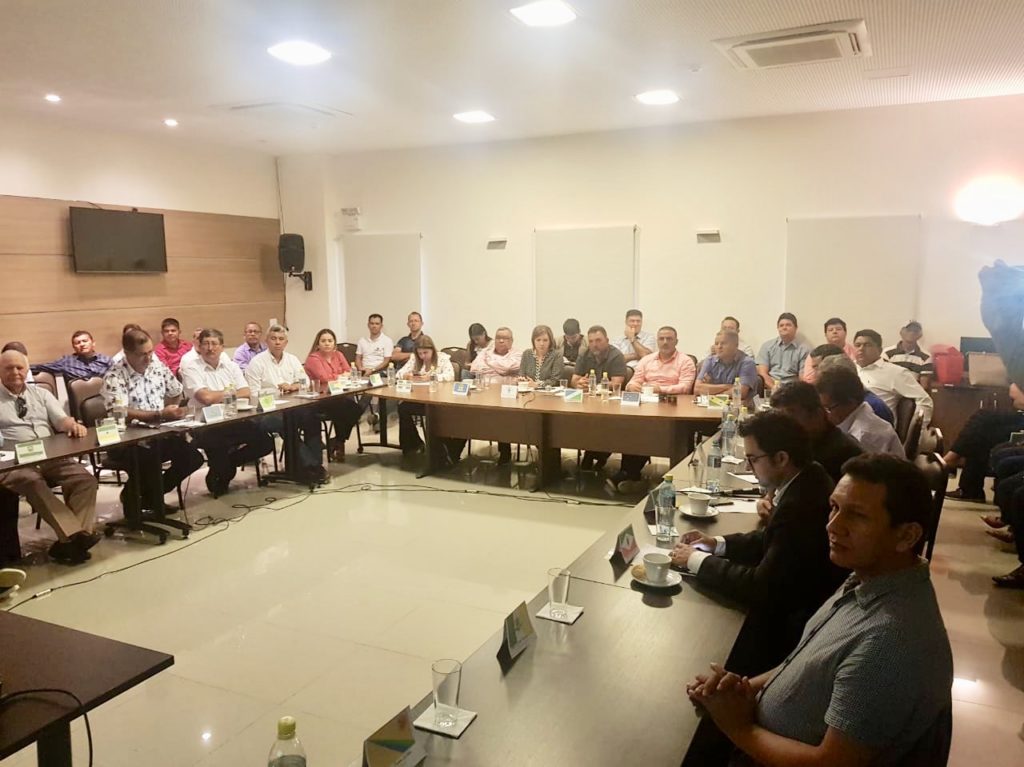 Socorro Neri avalia encontro dos prefeitos do Acre em Cruzeiro do Sul