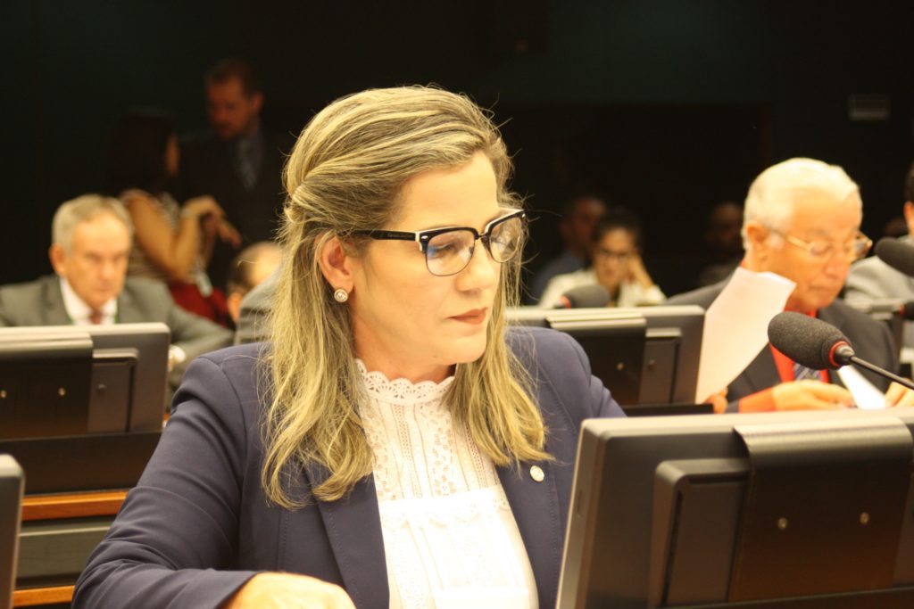 Mara Rocha diz que sofre ataques e fake news por estar bem avaliada para Prefeitura e Senado