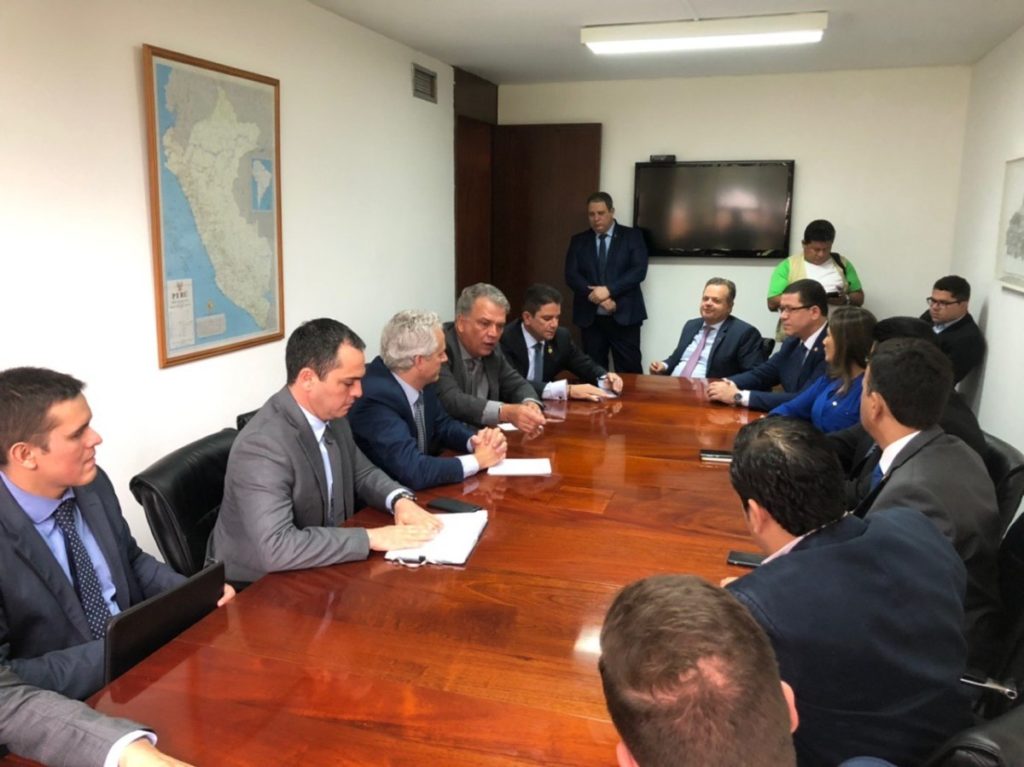 Após pedido de Cameli, Latam apresentará estudo de viabilidade para voo internacional