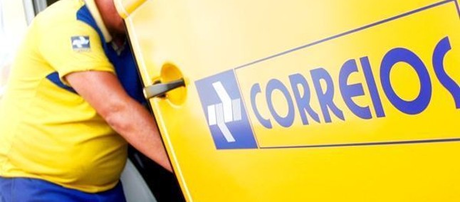Trabalhadores dos Correios decidem suspender greve; serviços voltam nesta quarta