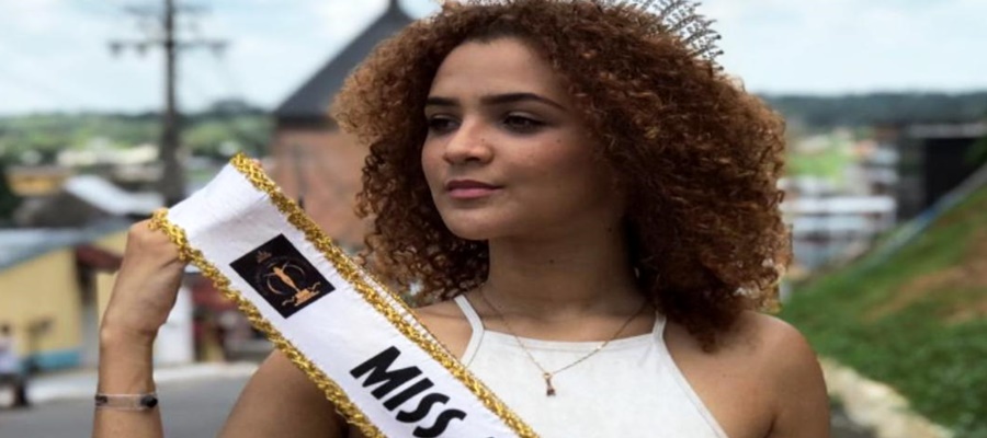 Modelo visita Cruzeiro do Sul antes de disputar concurso nacional