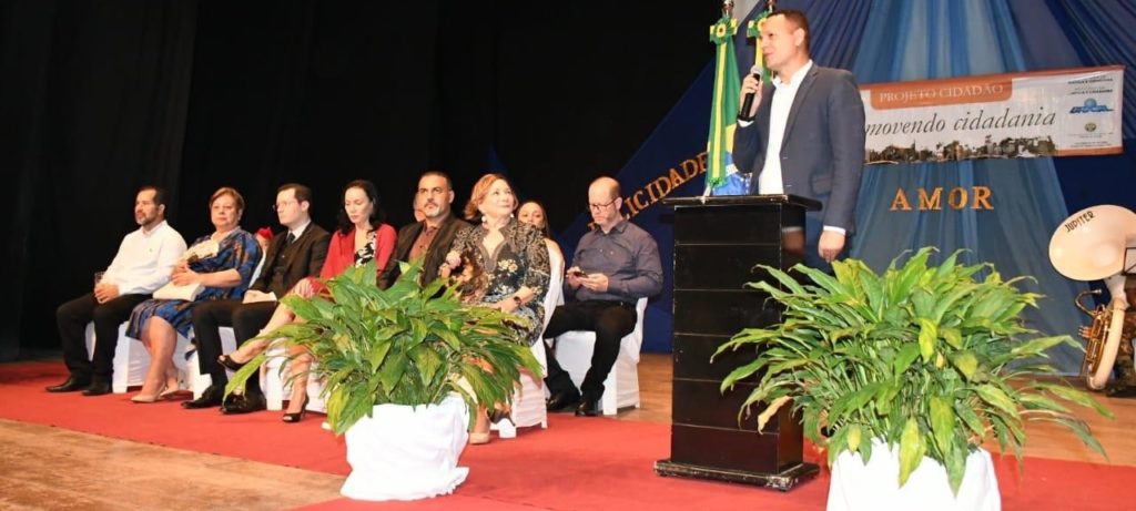 Casamento Coletivo celebra a união de 150 casais em Cruzeiro do Sul