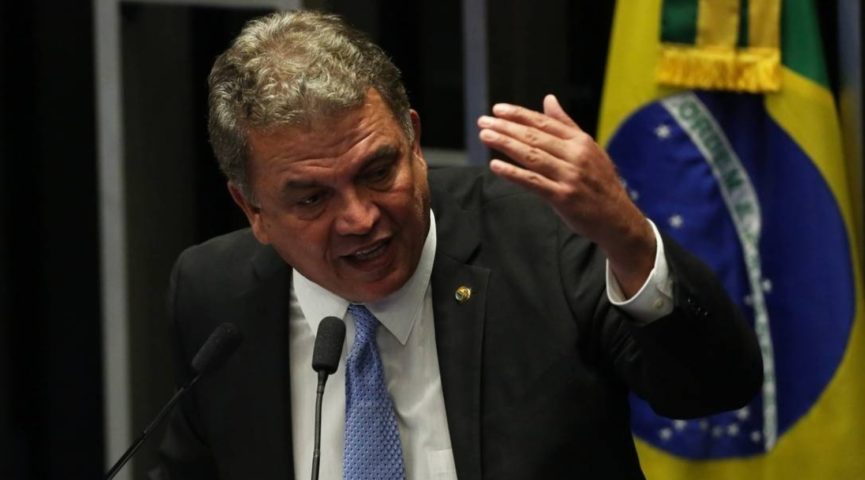 Petecão: “Nunca disse para ‘fii de mãe’ nenhum que sou candidato a governador”