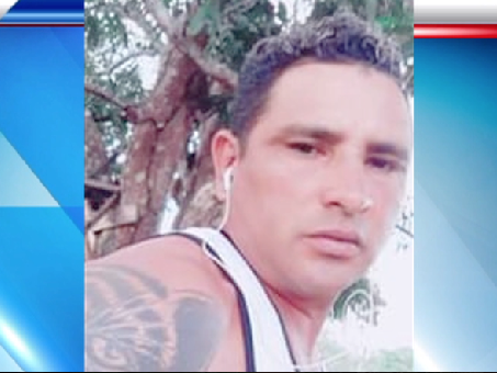 Polícia procura homem que esquartejou namorada viva