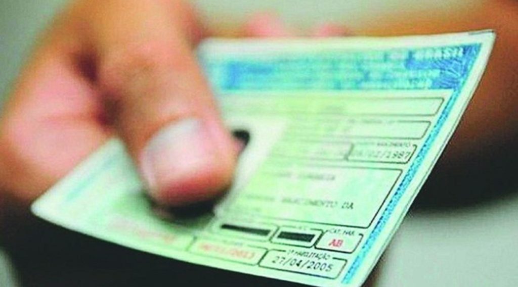 Falha no Detran deixa vazar dados de 70 milhões com CNH