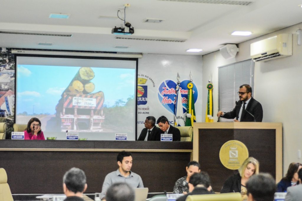 Rodrigo Forneck denuncia falta de fiscalização do Estado na rodovia Transacreana