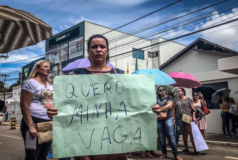 Justiça determina que governo emposse 21 candidatos classificados no concurso da Educação