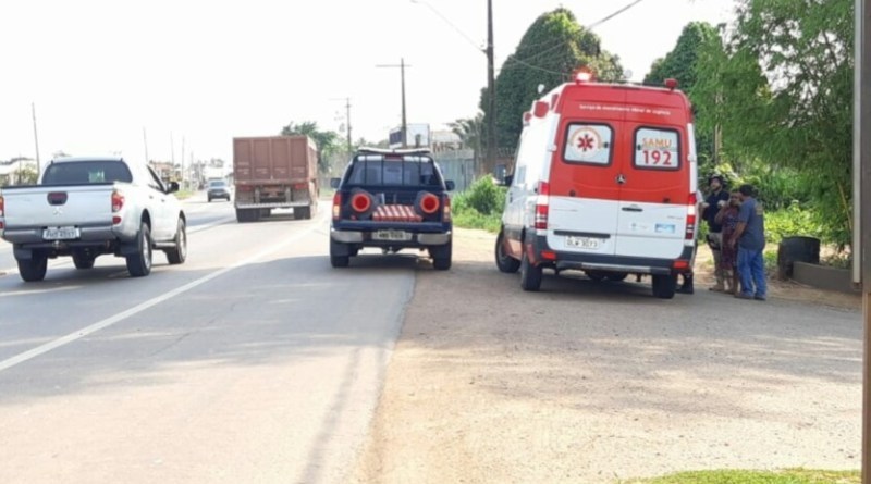 Operação da Polícia Rodoviária Federal orienta condutores de veículo de emergência