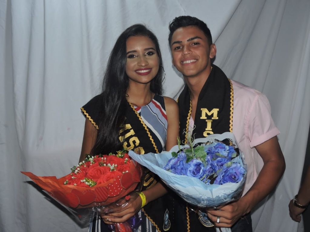 Miss e Mister da Escola Craveiro Costa celebram títulos