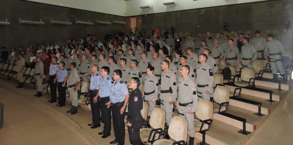 Formatura oficializa a promoção de mais de 40 sargentos em Cruzeiro do Sul