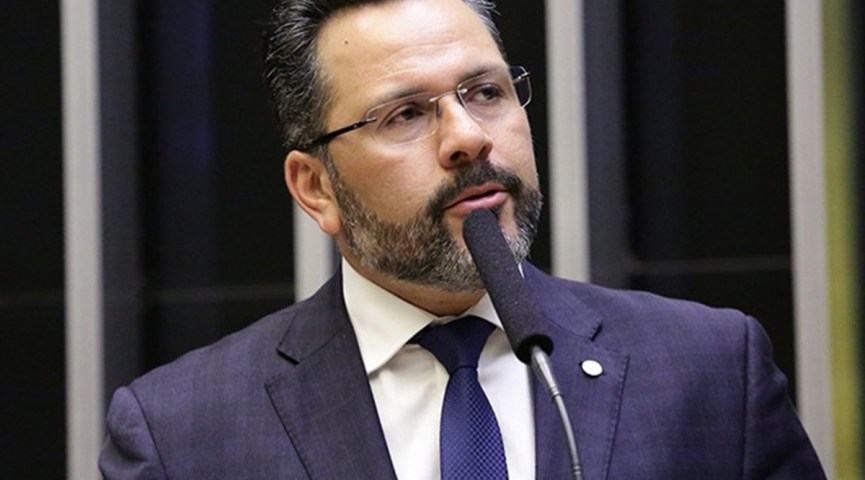 Alan Rick desmente acusações e diz que jamais se beneficiou de verbas irregulares