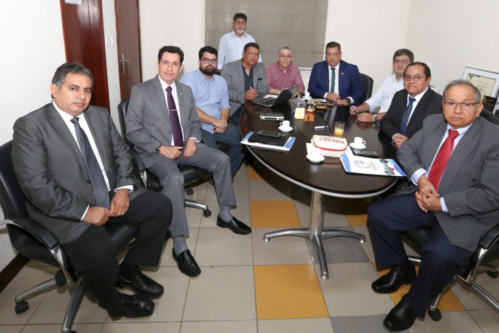 Governos do Acre e Peru iniciam rodada de conversas sobre o comércio a partir de Cruzeiro do Sul