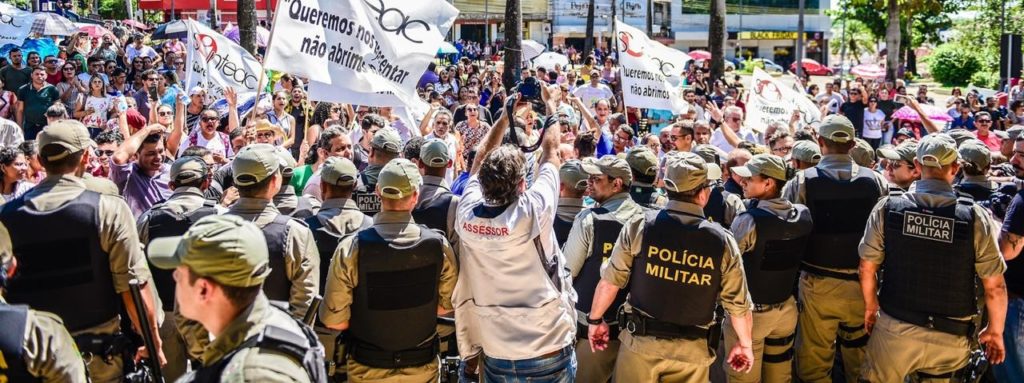 Gladson colocou praticamente todo o policiamento do Acre para enfrentar os servidores.