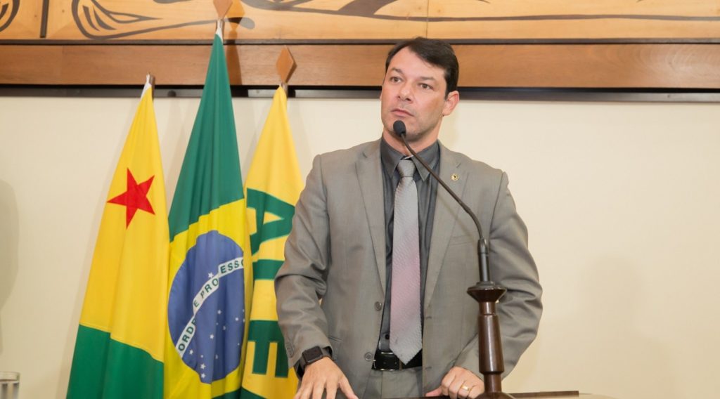 Roberto Duarte diz que Flaviano e Nabor não fizeram curral eleitoral