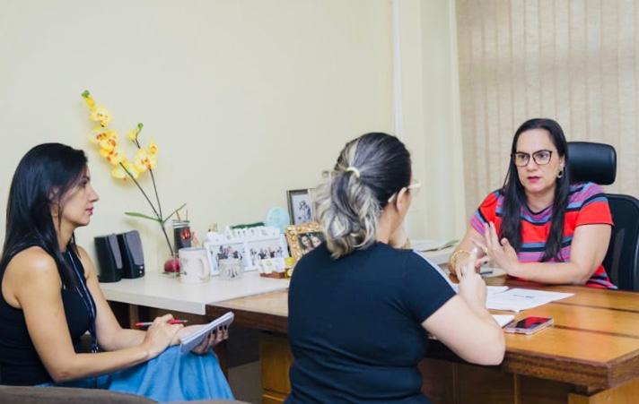 Casa Civil desmente boato de que secretária de Comunicação foi afastada do cargo