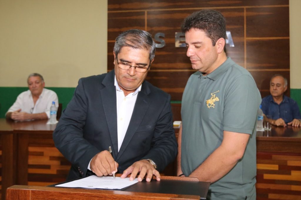 Edivan Azevedo é empossado como novo secretário de Produção e Agronegócio