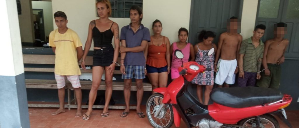 Polícia prende dez pessoas e apreende objetos furtados em Mâncio Lima