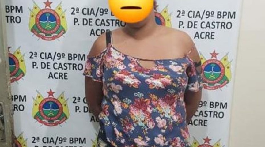 Jovem de 18 anos é presa com drogas em bolsa, no interior do Acre