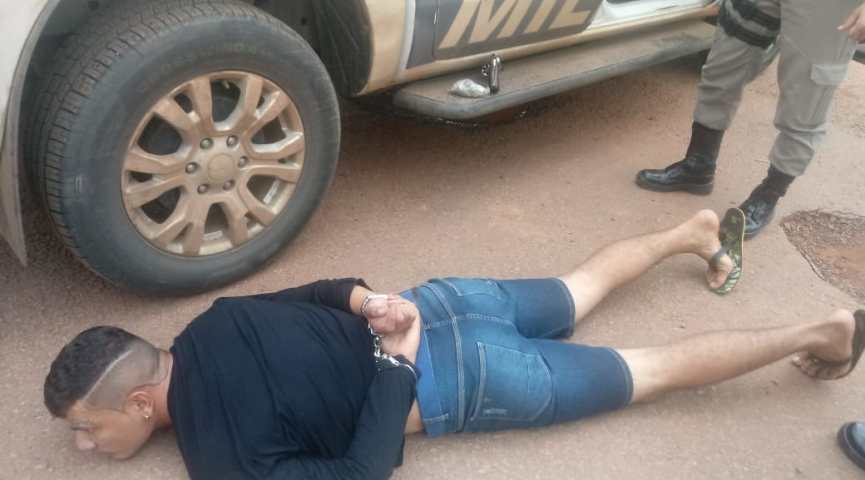 Operação Papai Noel: dupla é presa com droga e arma de fogo