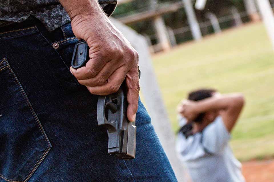 Cidadãos comuns registraram 346 armas de fogo este ano no Acre