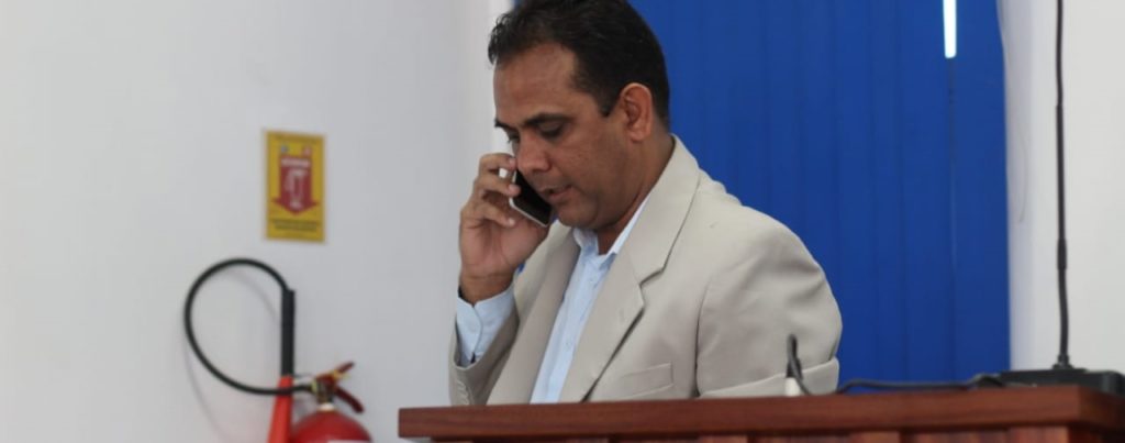 Após votação favorável em projeto, vereador Romário Tavares afirma que existe traição dentro do MDB