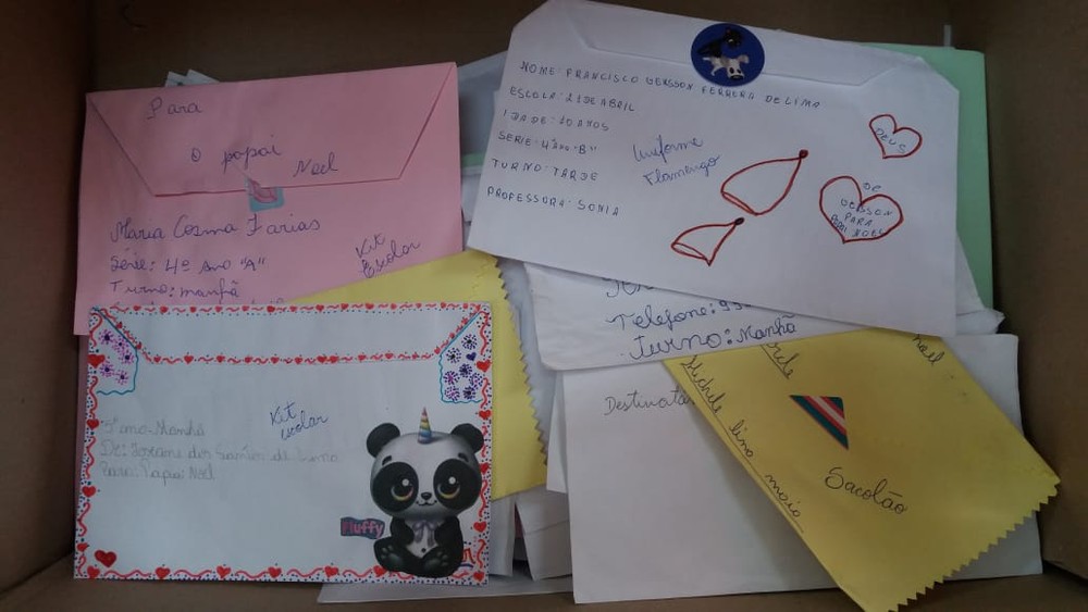 Mais de 130 cartas da campanha Papai Noel dos Correios estão disponíveis para adoção em Cruzeiro do Sul