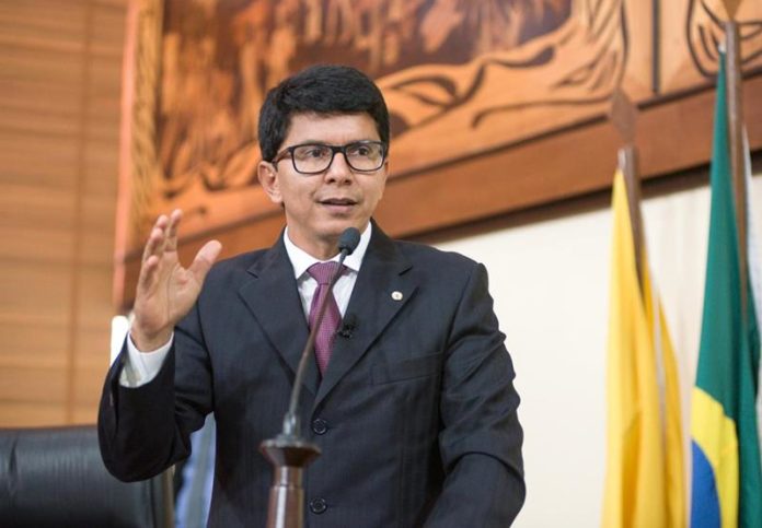 Jenilson Leite é o deputado mais produtivo de 2019 e lidera ranking na Aleac pelo 18° mês consecutivo