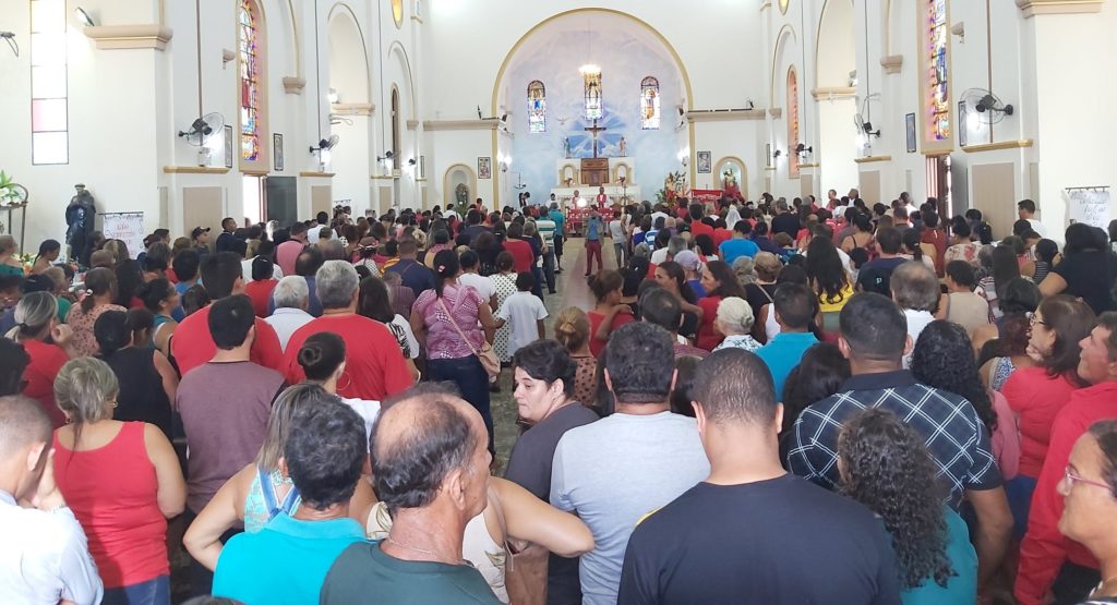 Xapuri atrai milhares de visitantes e aquece economia durante tradicional festa cristã