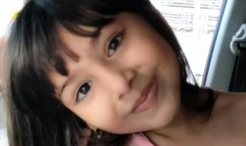 Cruzeirense de 11 anos que está no The Voice Kids Brasil aprendeu a tocar violão sozinha