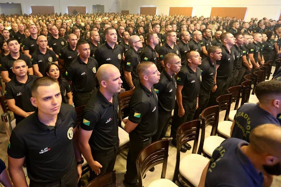 Após repercussão, Gladson Cameli diz que concursados da Polícia Civil devem ser contratados até março