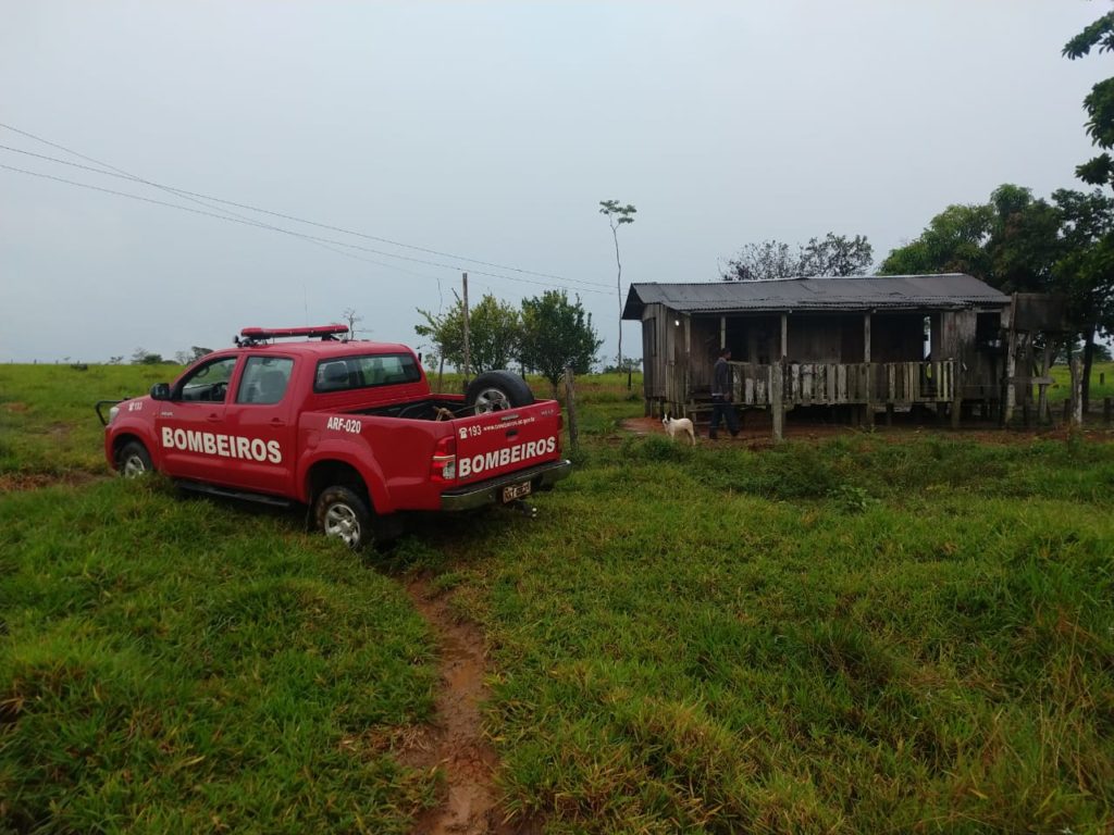 Bombeiros socorrem mulher em trabalho de parto no interior do Acre