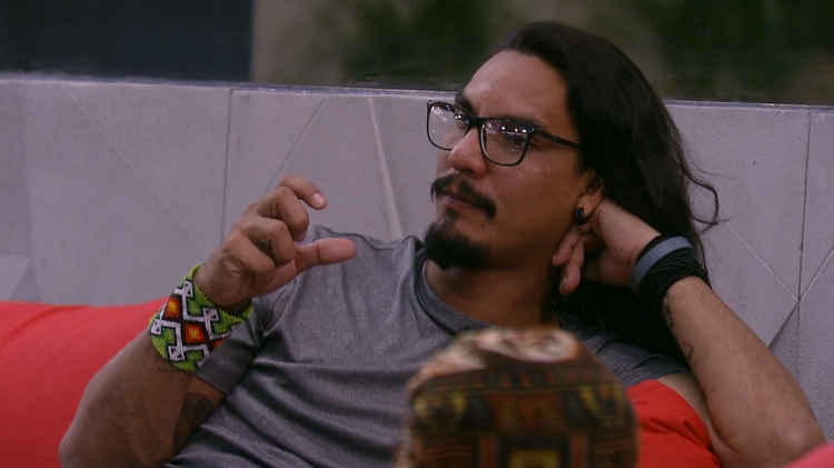 Livre de acusação de assédio, ex-BBB acreano anuncia 19 ações para reparar danos