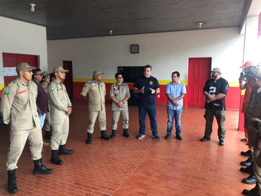 Deputado Luiz Gonzaga homenageia o serviço prestado pela segurança pública do estado
