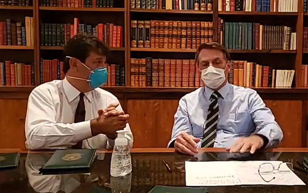 Bolsonaro diz em rede social que seu exame de coronavírus deu negativo