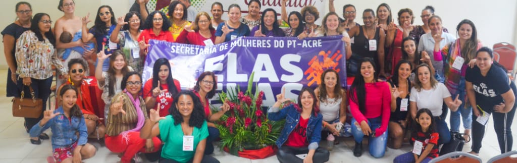 Mulheres realizam manifestação em Rio Branco nesta sexta-feira