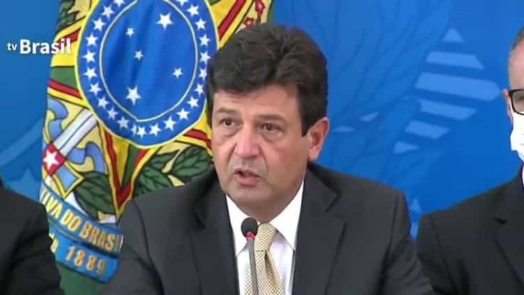 Mandetta: ‘Estamos preparados para ver caminhões transportando corpos?’