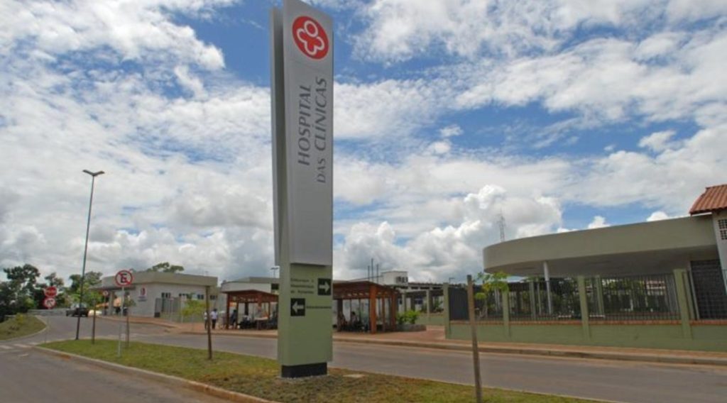 Servidora é morta pelo marido com três tiros no peito no estacionamento da Fundhacre em Rio Branco