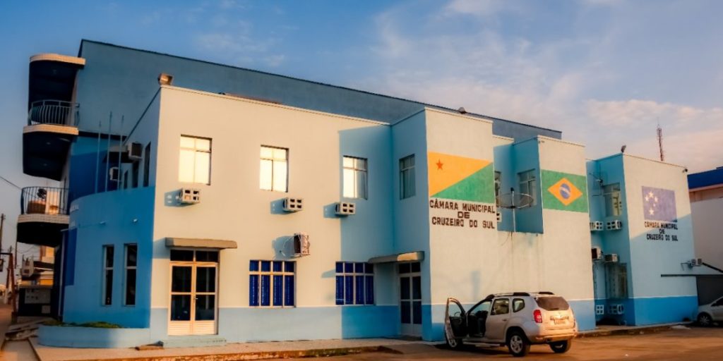 Câmara de Vereadores de Cruzeiro do Sul estuda adotar sessões online