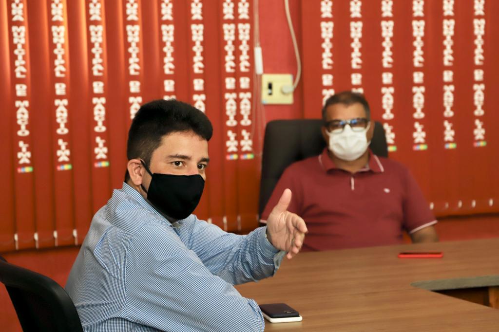 Governo garante aceleração de obras do Hospital de Mâncio Lima