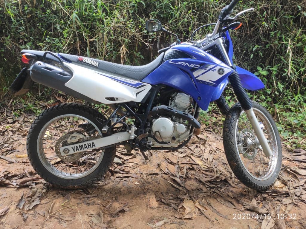 Polícia Militar recupera moto roubada há mais de 20 dias em Cruzeiro do Sul